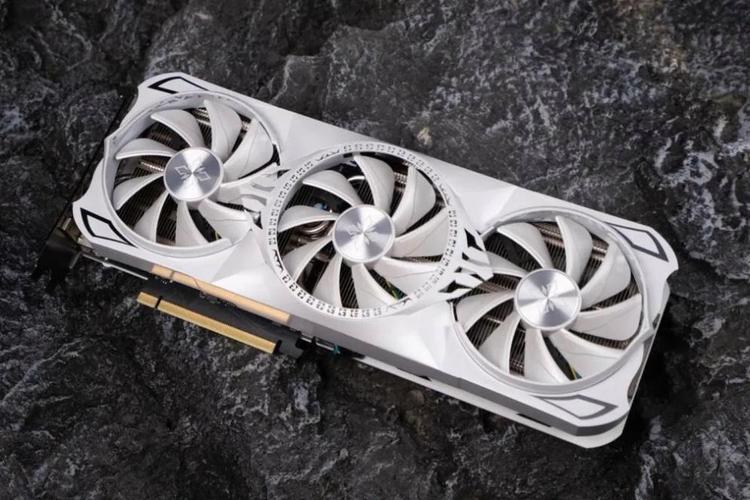 五风扇让散热更出众：索泰GeForce RTX 4080 16GB天启OC显卡评测_显卡_天启 五风扇让散热更出众：索泰GeForce RTX 4080 16GB天启OC显卡评测_显卡_天启 通讯