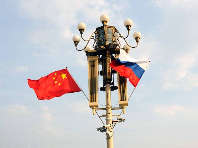 雷蒙多讽刺俄军“从冰箱拆芯片”：制裁有效不能让中俄达到目标_中国_美国 雷蒙多讽刺俄军“从冰箱拆芯片”：制裁有效不能让中俄达到目标_中国_美国 科学