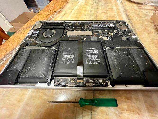 工程师手把手教你怎么给Macbook换个新电池200就搞定_电池_螺丝 工程师手把手教你怎么给Macbook换个新电池200就搞定_电池_螺丝 智能