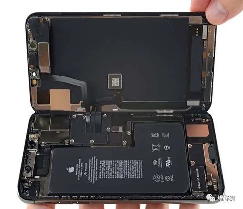 iPhone 11 Pro Max详尽拆解：双层超小主板维修成本将上涨一倍_电池_主板 iPhone 11 Pro Max详尽拆解：双层超小主板维修成本将上涨一倍_电池_主板 通讯