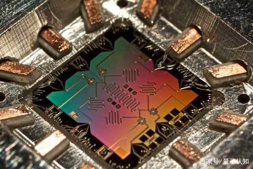 中国首颗500+比特超导量子计算芯片来了！_量子_芯片 中国首颗500+比特超导量子计算芯片来了！_量子_芯片 互联网