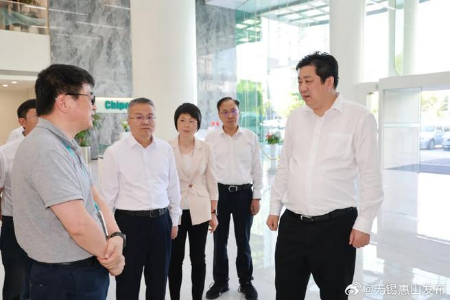 无锡：赵建军专题调研汽车芯片重点企业并召开特色园区培植座谈会_家当_芯片 无锡：赵建军专题调研汽车芯片重点企业并召开特色园区培植座谈会_家当_芯片 通讯