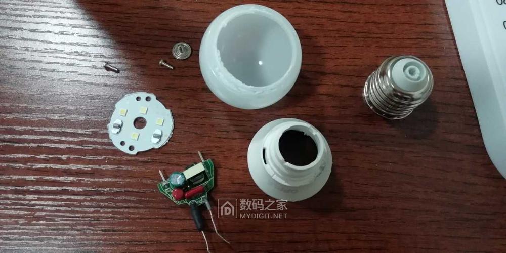 拆剖解析：欧司朗LED灯泡大年夜揭秘_灯头_在线 拆剖解析：欧司朗LED灯泡大年夜揭秘_灯头_在线 智能