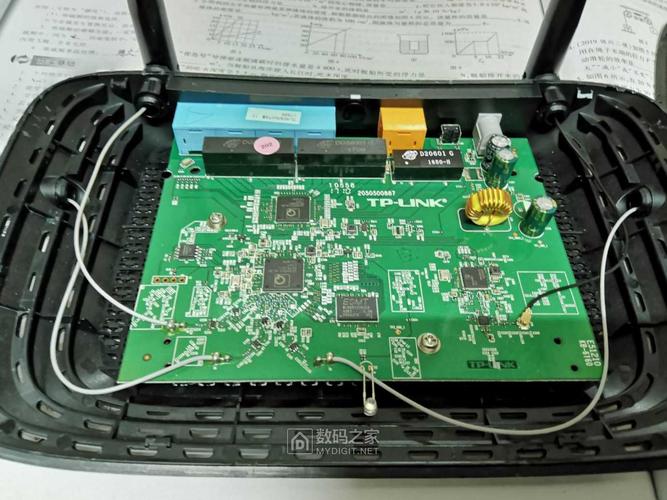 TPLINK WDR7660千兆版无线路由器拆机_芯片_就能 TPLINK WDR7660千兆版无线路由器拆机_芯片_就能 互联网