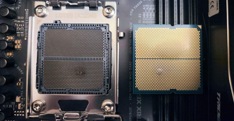 AMD Ryzen 7000X3D烧坏原因已查明：EXPO和电压的问题涉及所有厂商的主板_电压_芯片 AMD Ryzen 7000X3D烧坏原因已查明：EXPO和电压的问题涉及所有厂商的主板_电压_芯片 通讯