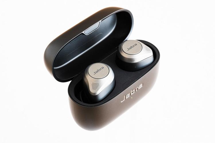 Jabra Elite 85t体验：让你听起来更舒适的真无线降噪享受_降噪_耳机 Jabra Elite 85t体验：让你听起来更舒适的真无线降噪享受_降噪_耳机 通讯