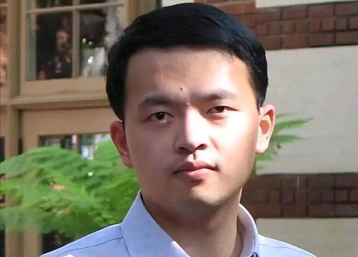张浩案美国为打压中国芯片技能精心编织的又一张黑网_天津年夜学_美国 张浩案美国为打压中国芯片技能精心编织的又一张黑网_天津年夜学_美国 智能