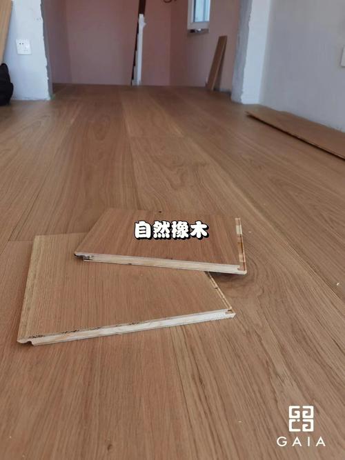 如今别再铺实木地板！试试这种材料冬天发烧40度连地暖都省了_地板_周章 如今别再铺实木地板！试试这种材料冬天发烧40度连地暖都省了_地板_周章 互联网