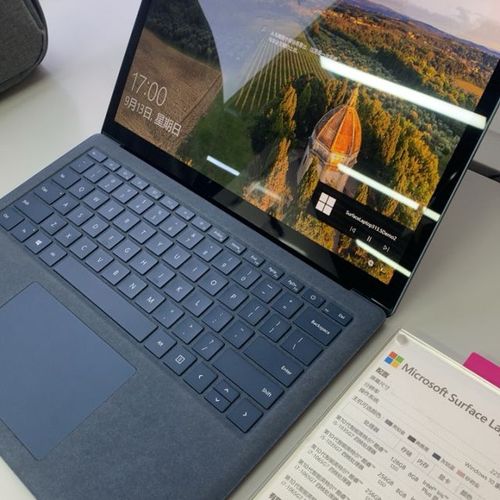 Surface 3不为人知的秘密：后盖为何是微软LOGO_机能_微软 Surface 3不为人知的秘密：后盖为何是微软LOGO_机能_微软 通讯