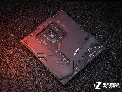 我值不值3000元？技嘉Z390电竞大年夜师评测_技嘉_这款 我值不值3000元？技嘉Z390电竞大年夜师评测_技嘉_这款 通讯