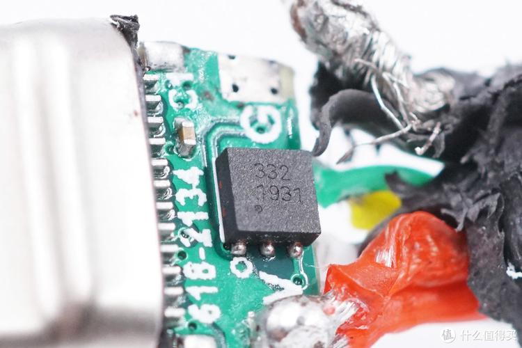 内置高机能认证E-Marker芯片AENZR 100W CC快充编织线拆解_线缆_慧能 内置高机能认证E-Marker芯片AENZR 100W CC快充编织线拆解_线缆_慧能 通讯